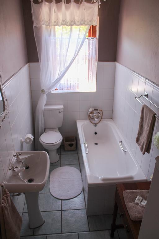 Carmel Villa B&B Or Self-Catering Calvinia Экстерьер фото